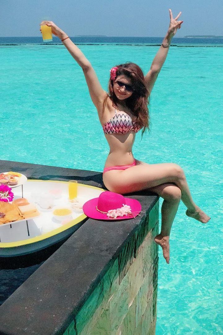 UrvashiRautela, Bollywood, Actress, Indian, Bikini, Beach