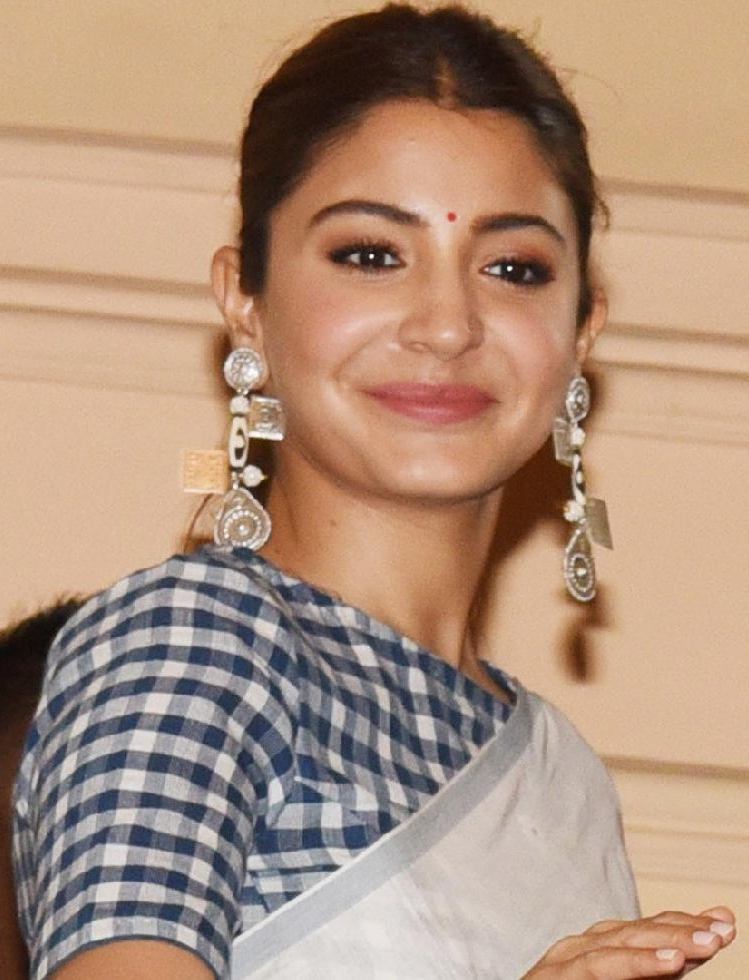 AnushkaSharma, Bollywood, Actress, Smile