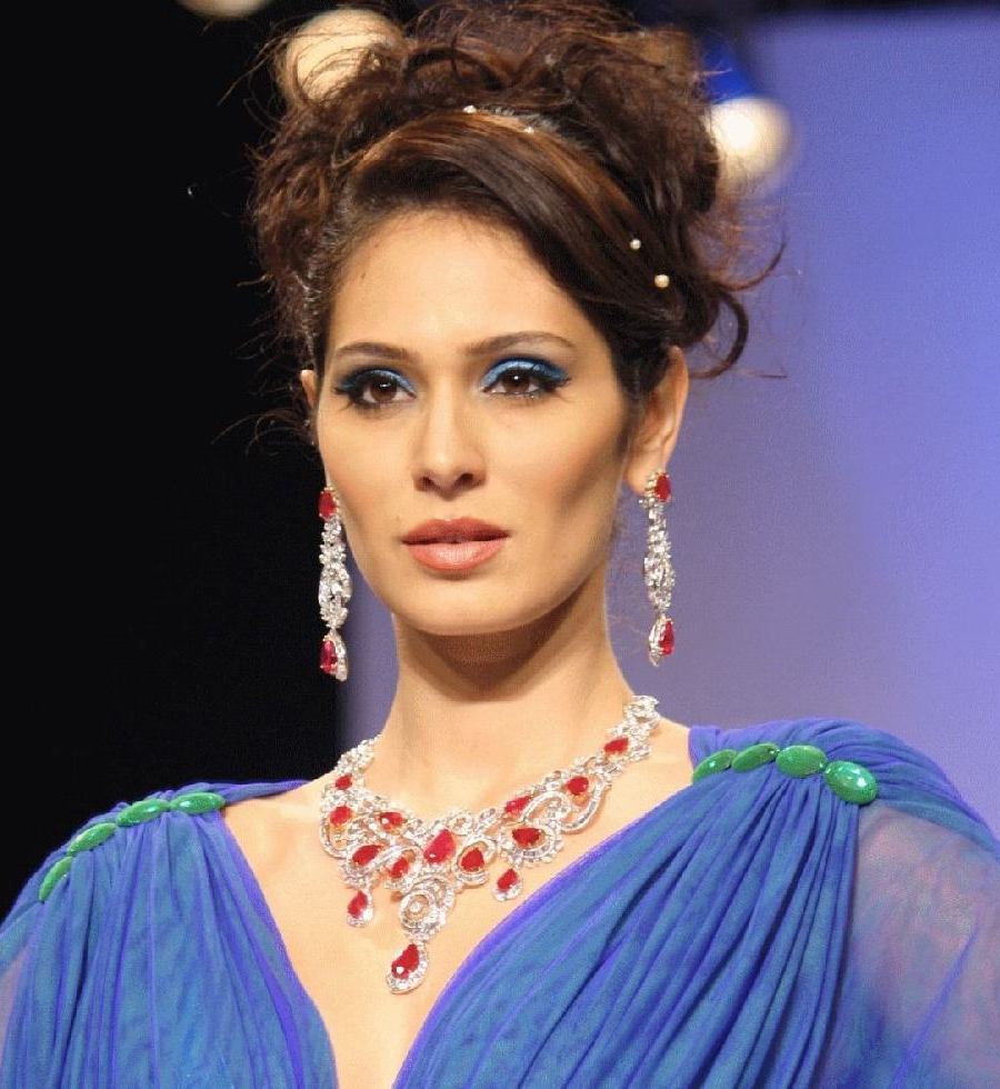 BrunaAbdullah, Bollywood, Actress