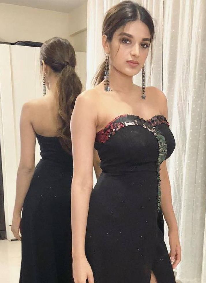 NidhhiAgerwal, Bollywood, Actress